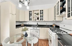 1531 9th Avenue, San Francisco, CA 94122