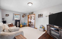 664 W Oregon Avenue, Sebring, OH 44672