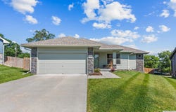 1424 Mount Hope Circle, Blair, NE 68008