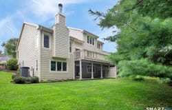12 Boulevard Drive, Danbury, CT 06810