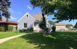 3668 S 34th St, Greenfield, WI 53221
