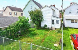 113 E Grant St, Latrobe, PA 15650