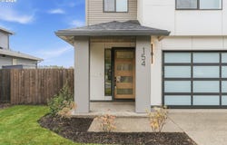154 E AIREDALE Ave, LaCenter, WA 98629