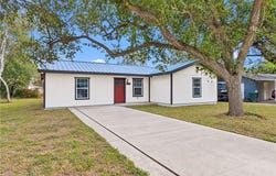 1120 Oakland, Alice, TX 78332