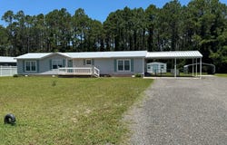 203 Old Ferry Dock Rd, Eastpoint, FL 32328
