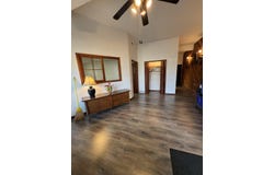 308 4th Avenue, Cascade, IA 52033