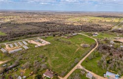 430 N FM 487, Rockdale, TX 76567