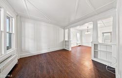 479 8th Avenue, Troy, NY 12182