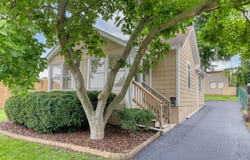947 Mason Avenue, Aurora, IL 60506