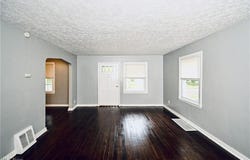 1699 Sunset Avenue, Akron, OH 44301