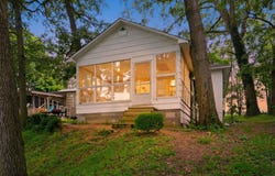 4910 E Shore Park Road, Leesburg, IN 46538