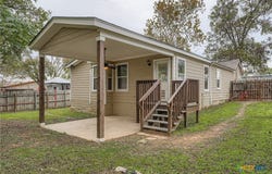 304 S Main Street, Elgin, TX 78621