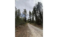 Bunting Dr, Bonanza, OR 97623