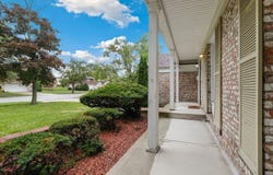 17817 Stonebridge Drive, Hazel Crest, IL 60429