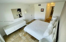 240 Galen Dr, Key Biscayne, FL 33149