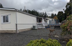 133 S GATEWAY Blvd, CottageGrove, OR 97424