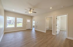 195 HARDIN Rd, Savannah, TN 38372