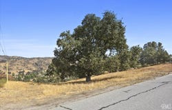 26981 Oakflat Drive, Tehachapi, CA 93561
