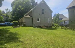 9 Spring St, Montague, MA 01376