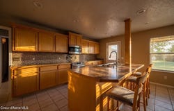 2591 W Diamond Bar Rd, Rathdrum, ID 83858