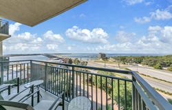 10 Harbor Boulevard, Destin, FL 32541
