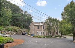 824 Main St., Wakefield, MA 01880