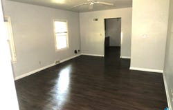 1705 S Lake Ave, Sioux Falls, SD 57103