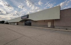 1420 E College Drive, Marshall, MN 56258