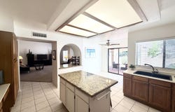 9404 W MORROW Drive, Peoria, AZ 85382
