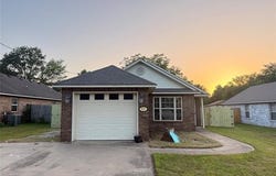 921 S Locust, Sallisaw, OK 74955