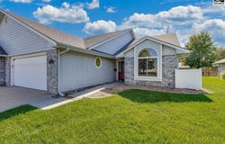 401 Kisiwa Village Rd, Hutchinson, KS 67502