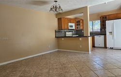 610 Commodore Dr, Plantation, FL 33325