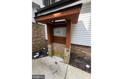 122 MAIN ST, DARBY, PA 19023