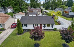 7570 Pinehurst Drive, Mentor on the Lake, OH 44060