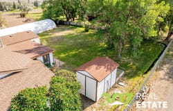 2811 Bakken Ave, Cody, WY 82414