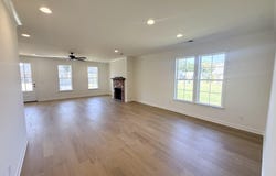 3482 Hatton Drive, Nesbit, MS 38651