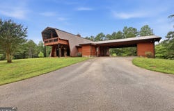 932 Camp Mikell Road, Toccoa, GA 30577