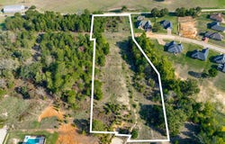 Corrigan Trails Boulevard, Lindale, TX 75771