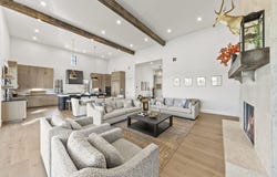 100 Encantada, Horseshoe Bay, TX 78657-000