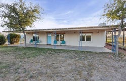 115 Lee St, Marathon, TX 79842