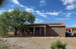 1493 W Hidden Crest Court, Green Valley, AZ 85622