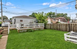 2567 S 60th St, West Allis, WI 53219