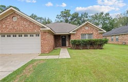 8916 Spring Grove N, Mobile, AL 36695