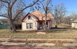 306 W 3rd Street, Cisco, TX 76437