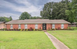 2805 Glenwood Cove, Jonesboro, AR 72401