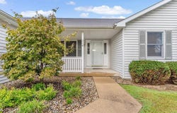 214 Osterhage Drive, Waterloo, IL 62298