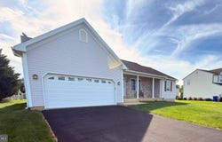 12 OSWEGO Lane, READING, PA 19605