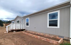 27 Choctaw Dr, Walsenburg, CO 81089