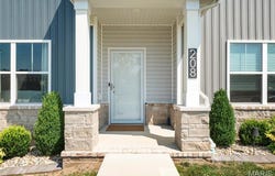 208 W State Street, O'Fallon, IL 62269