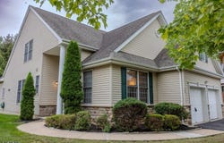 19 Bayard Rd, Franklin Twp., NJ 08873-7205